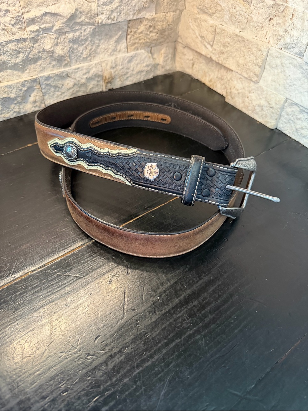 Larry Mahan Belt 44 Brown Leather Tooled Western Cowboy Rodeo Concho Engraved